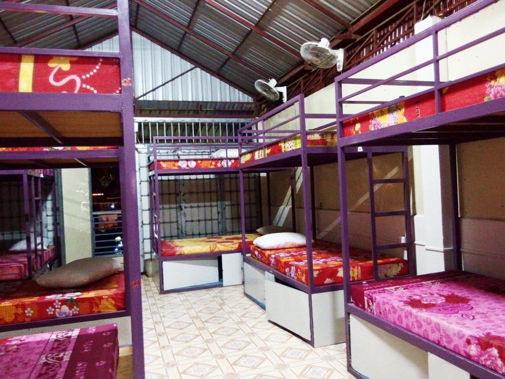 פנום פן B52 Hostel חדר תמונה