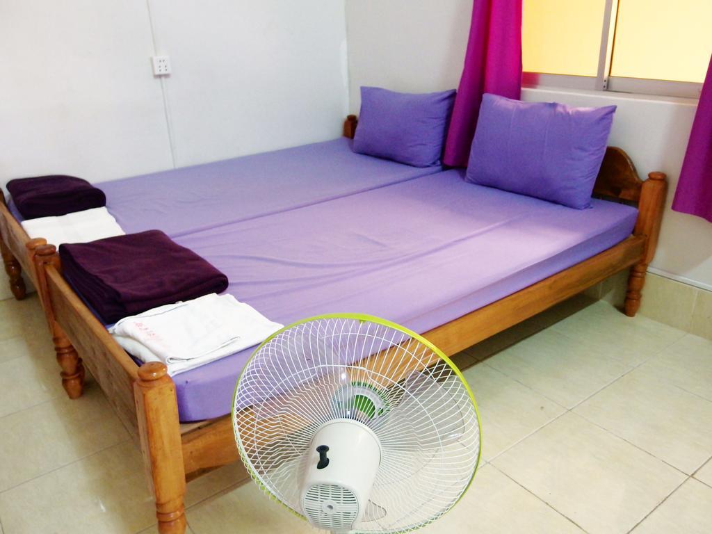 פנום פן B52 Hostel חדר תמונה
