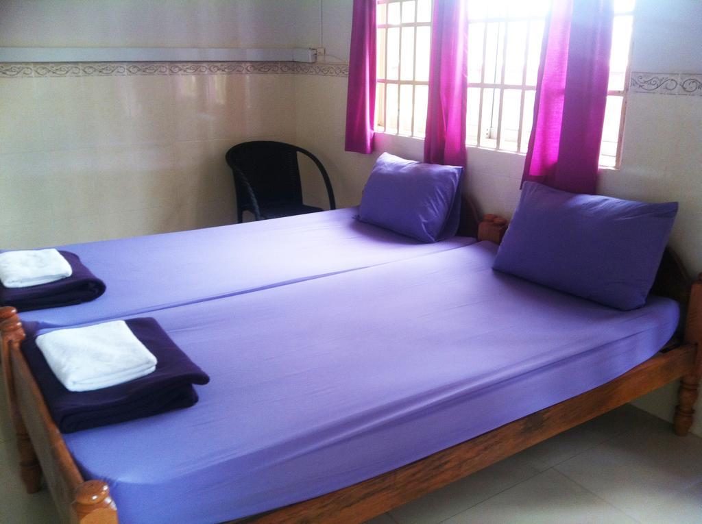 פנום פן B52 Hostel חדר תמונה