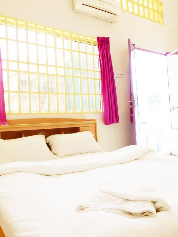 פנום פן B52 Hostel חדר תמונה