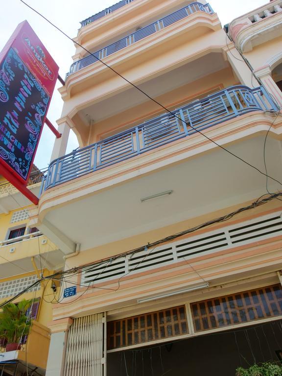 פנום פן B52 Hostel מראה חיצוני תמונה