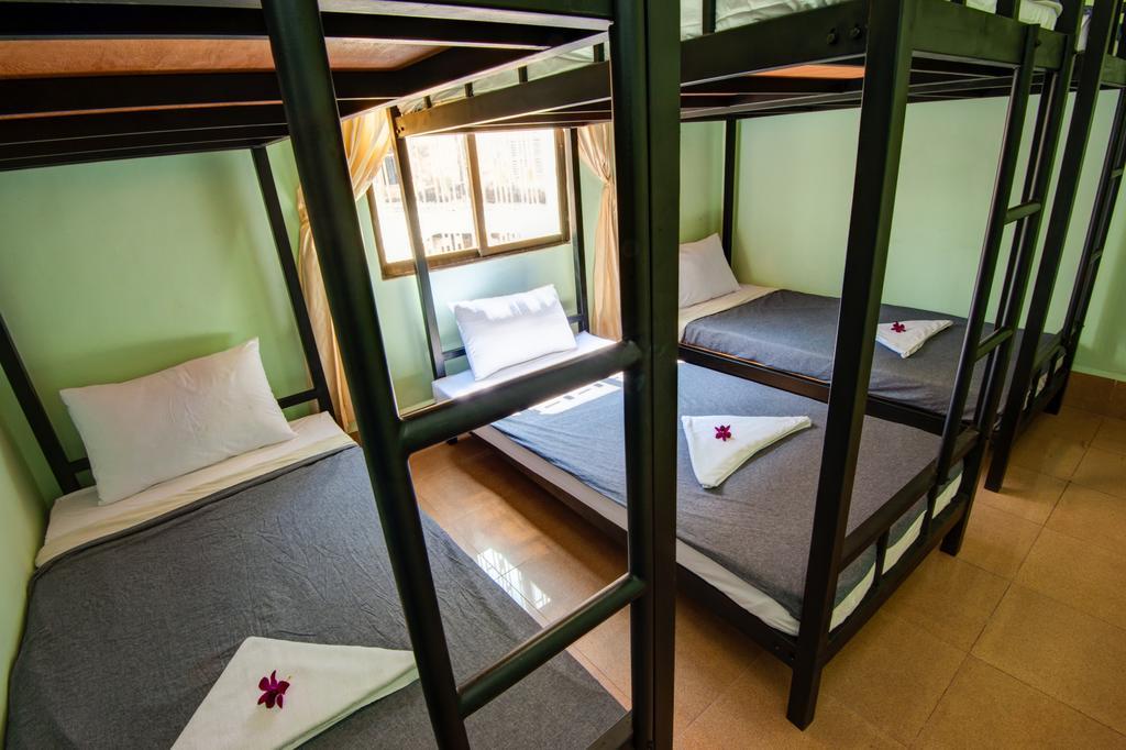 פנום פן B52 Hostel מראה חיצוני תמונה